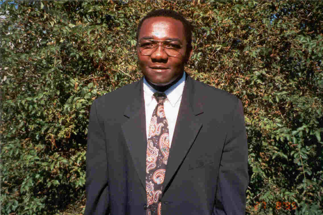 Dr. Isaac Woungang